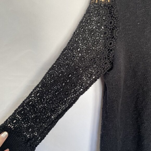 Lucky Brand Black Crochet Sleeve Knit Top With Sheer Hem Detail classy goth - Picture 4 of 7